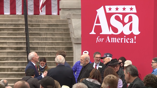 Arkansas Democrats react to Hutchinson's presidential bid - Vimarsana News