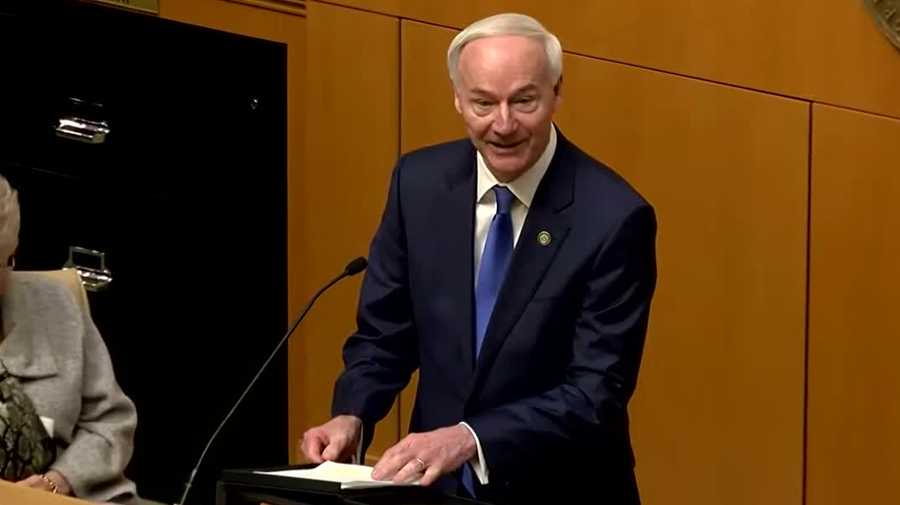 gov. asa hutchinson delivering the 2022 state of the state address