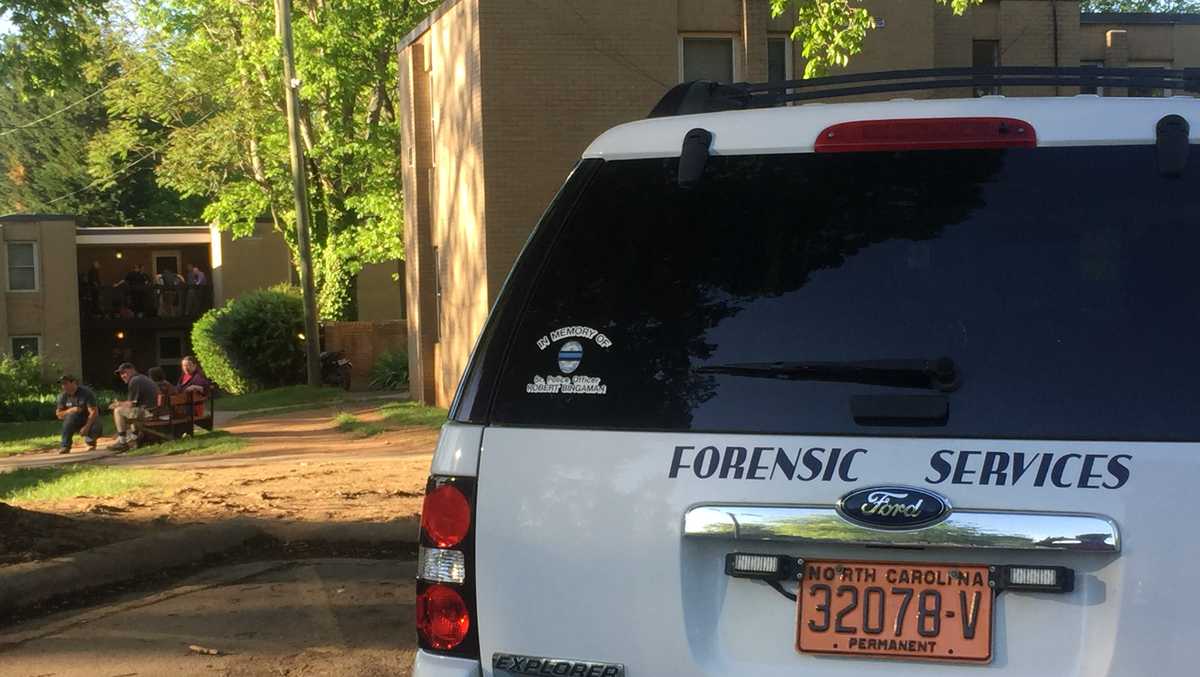 Police release names of 3 people found dead in apartment