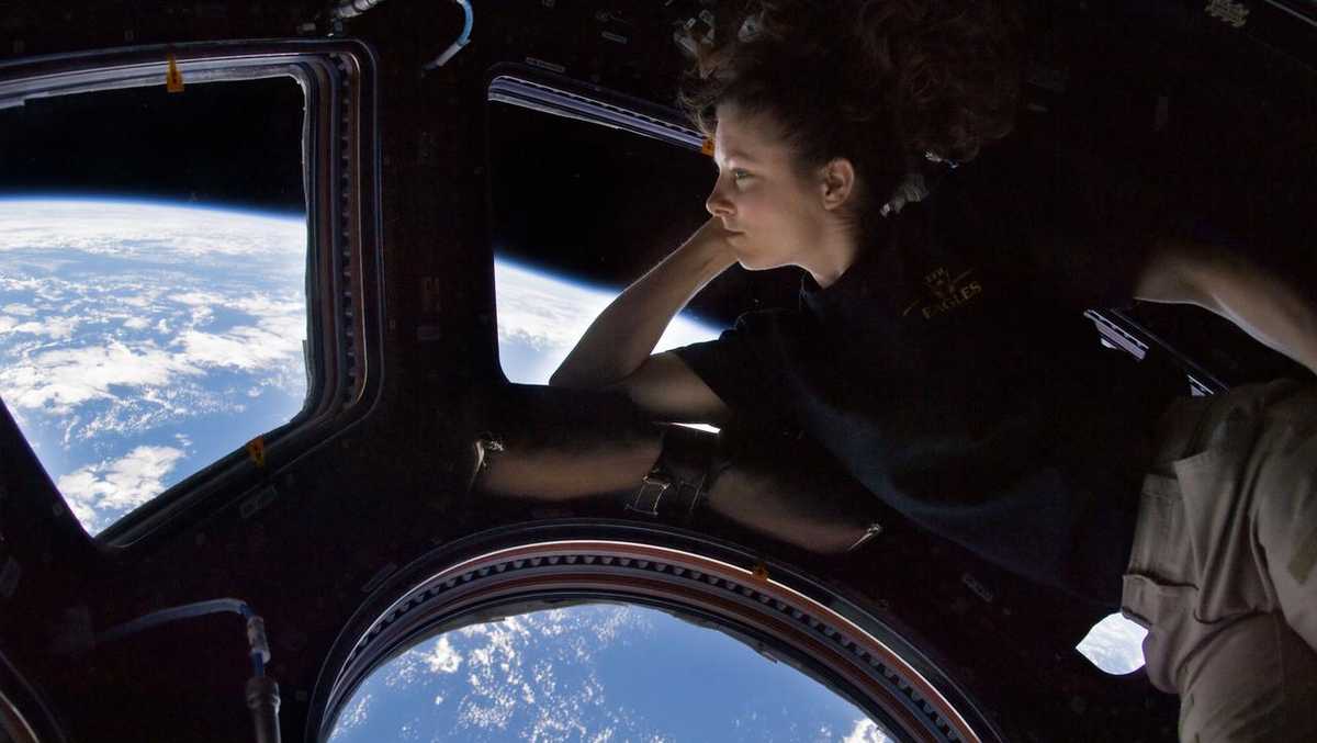 Kosmosā atgriežas astronaute un UC Davis absolvente Treisija K. Daisone