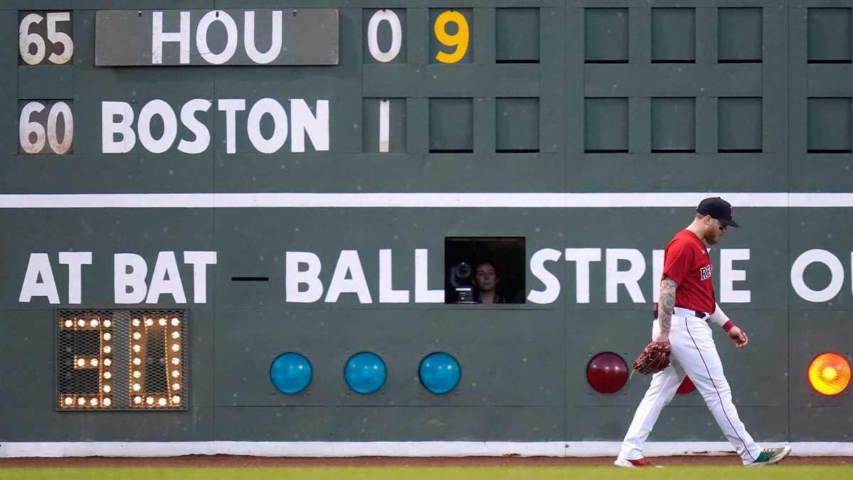 Pivetta tosses 2-hitter to lead Red Sox past Astros 5-1