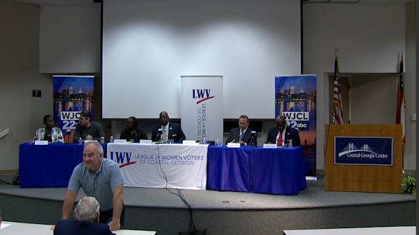 Council at large candidates answer questions at forum - Vimarsana News