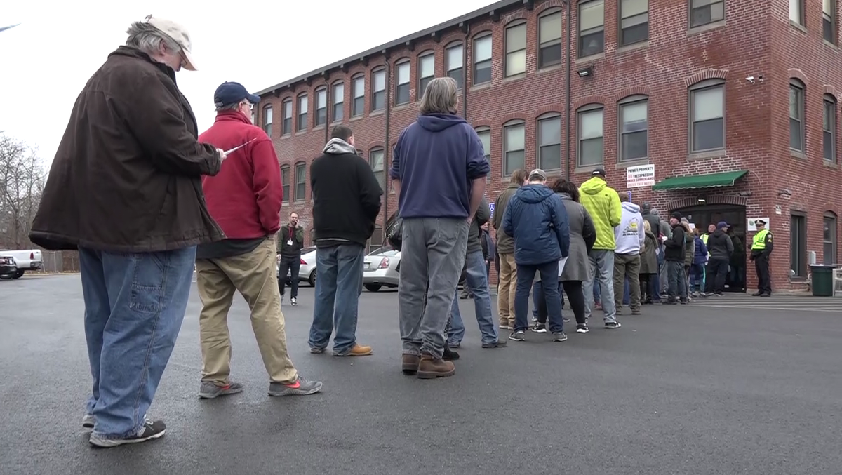 Third Massachusetts pot shop opens in Salem