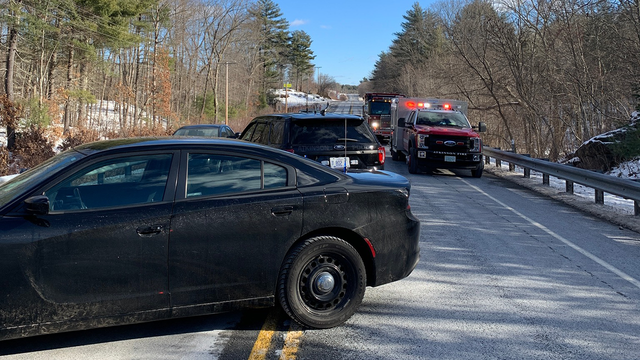 Route 111 closed in Atkinson, NH, after serious crash - Vimarsana News