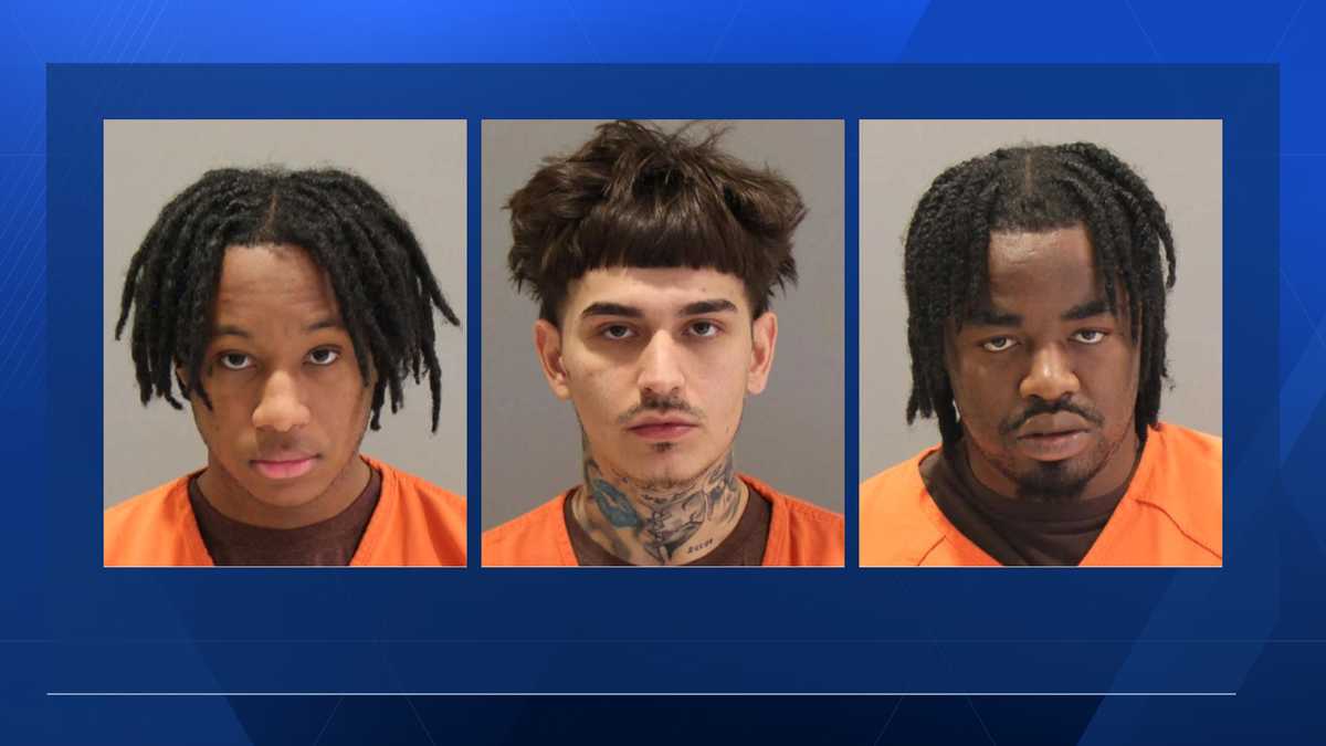 Suspects accused of robbing Wells Fargo ATM in Omaha appear in court