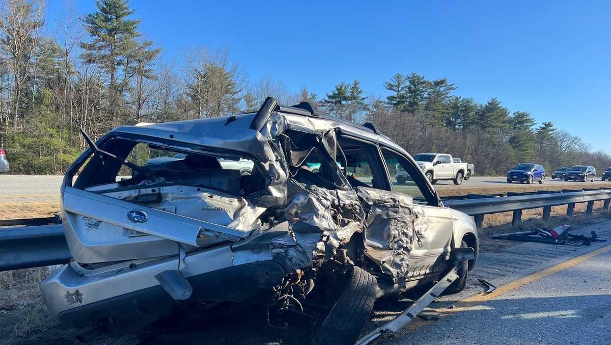 Auburn, New Hampshire crash: 2 hurt