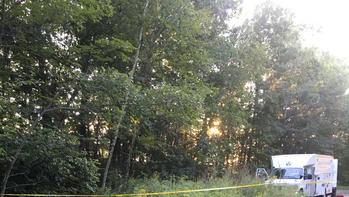 Body discovered on the side of the road in Augusta