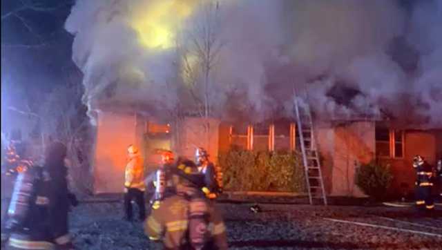 South Carolina: Woman, dogs killed, 2 injured in house fire - Vimarsana News