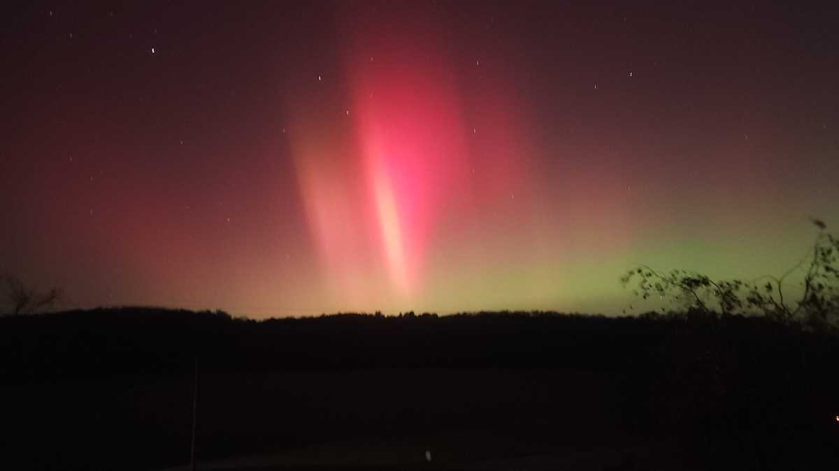 Look up! There's a chance to see northern lights in Ohio tonight