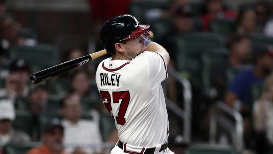 Austin Riley 3b Braves take another major blow, losing 3B Austin Riley for 6-8 weeks ...