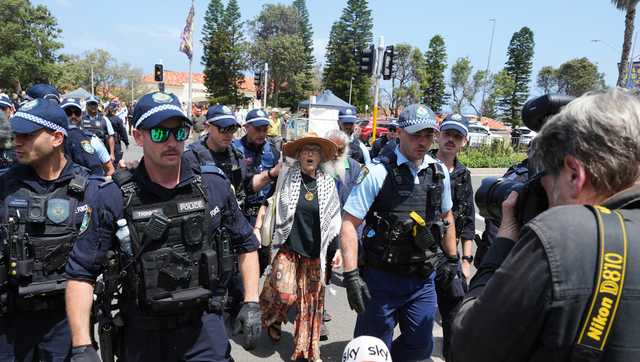 Australian prime minister proposes tougher national gun laws