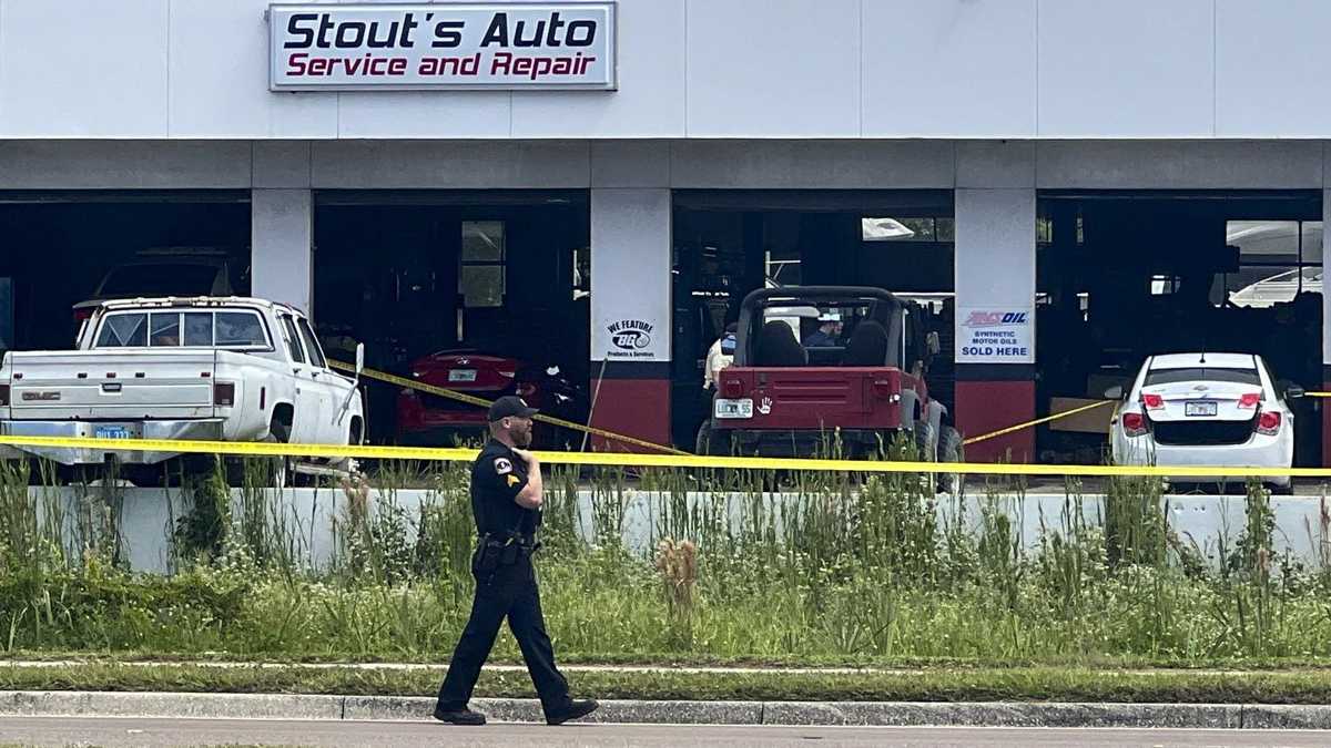 Florida auto shop owner and angry customer shot each other to death