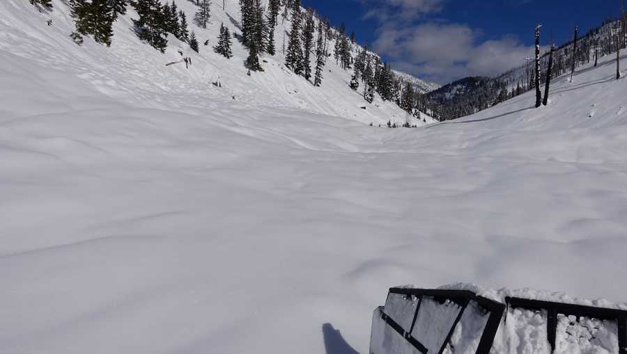 Snow covers road after avalanche