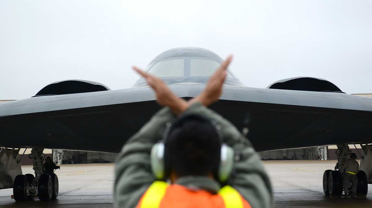 B-2 SPIRIT STEALTH BOMBER FLYOVER AT ARROWHEAD STADIUM CANCELED DUE TO  INCLEMENT WEATHER