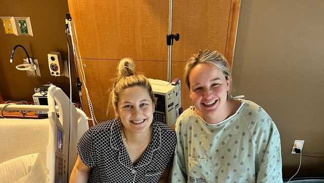 Oklahoma friends give birth to sons hours apart in same hospital - Vimarsana News