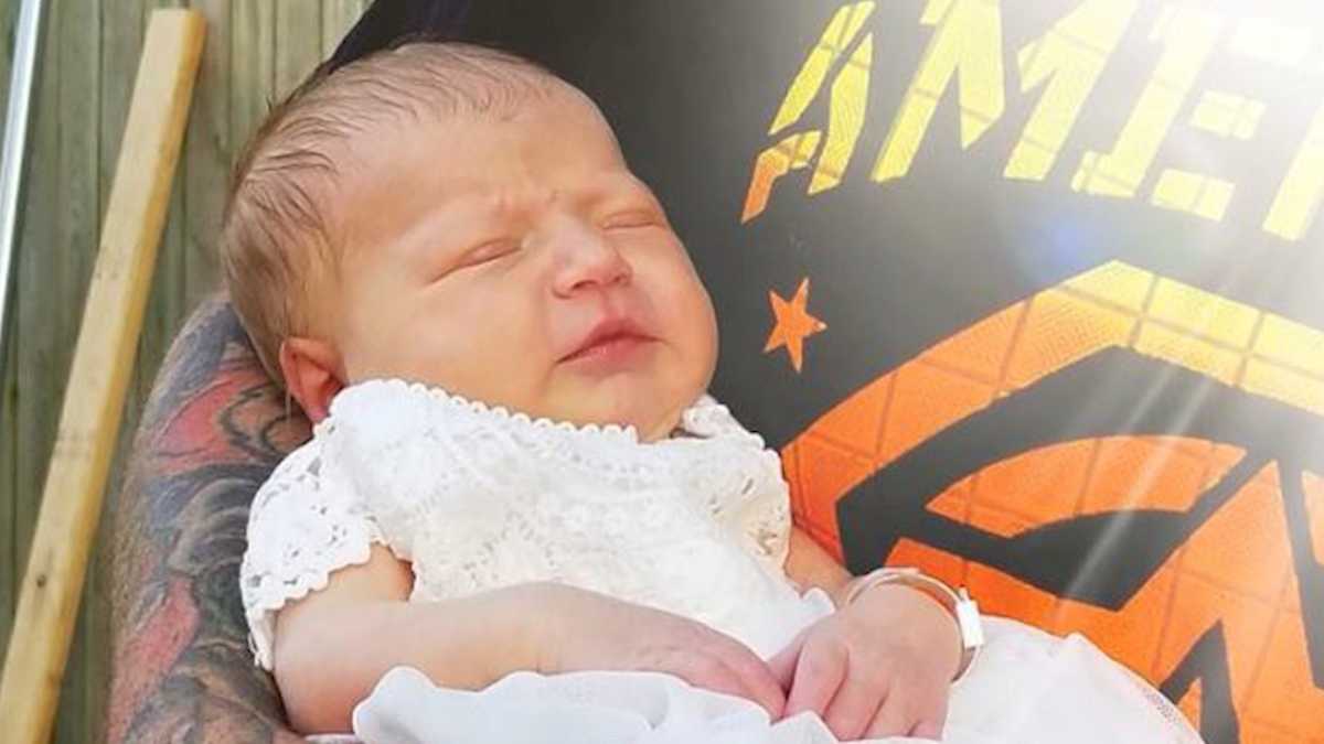 Parents: Kiss may have led to death of Iowa baby