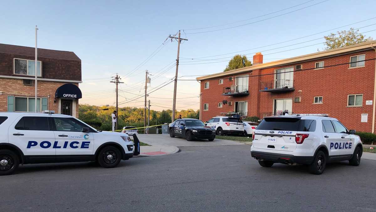 Police: 3 teens hospitalized after shooting in Mount Airy