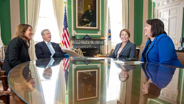 Healey to succede Baker as Massachusetts' governor this week - Vimarsana News