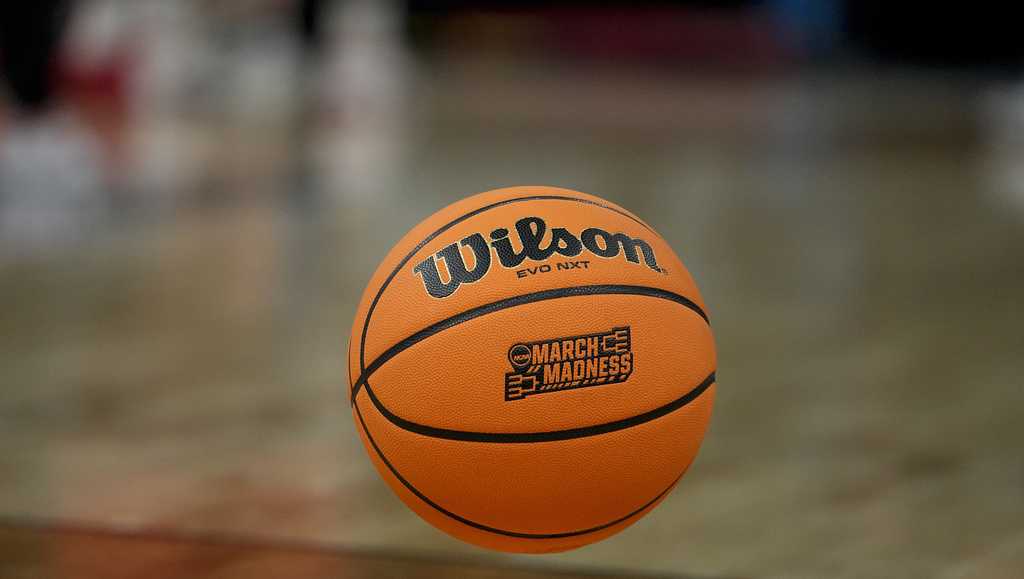 March Madness Day 3 recap - Vimarsana News