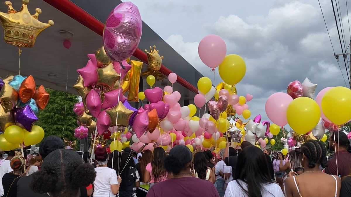 'All this killing needs to stop' Balloon release held to remember slain ...