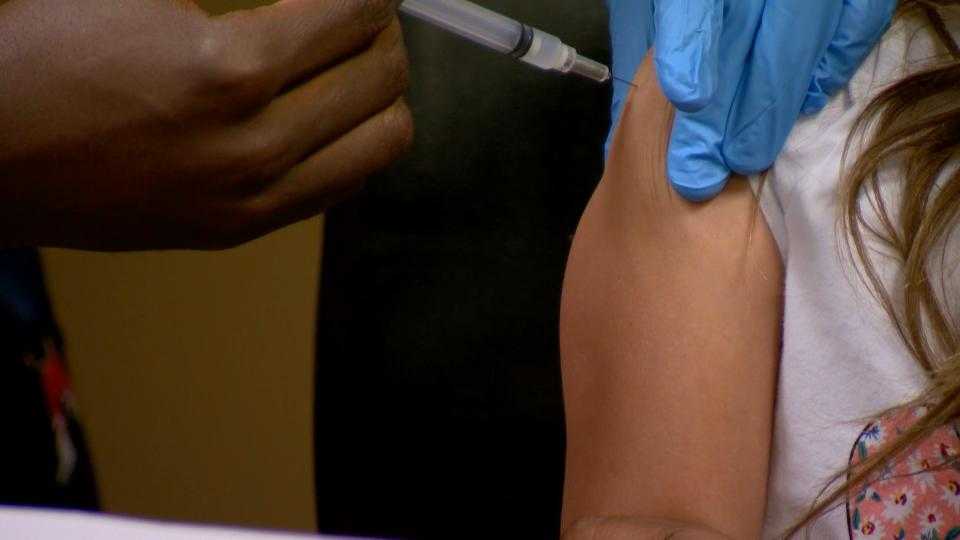 City Schools holds vaccine clinics at district office