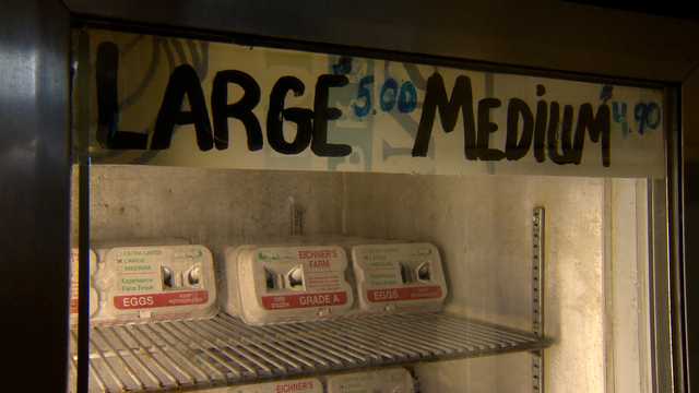 Egg prices continue to soar. Here's why - Vimarsana News