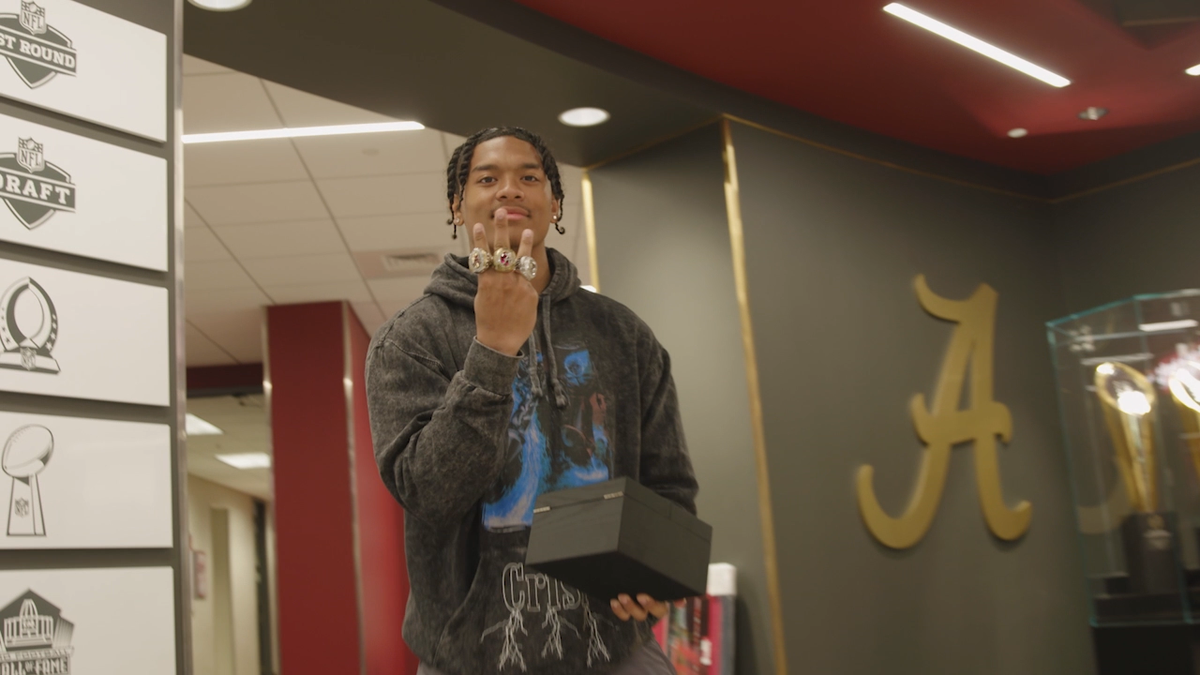 PHOTOS: Alabama football players show off 2020 championship rings
