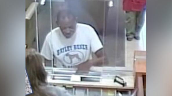 Cincinnati police search for suspect in US Bank robbery