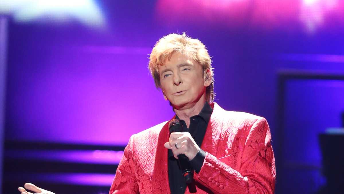 Barry Manilow on coming out and his secret marriage