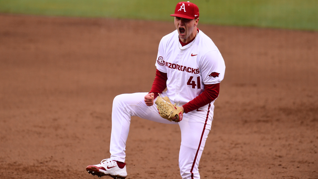 Razorbacks earn opening day win against James Madison - Vimarsana News