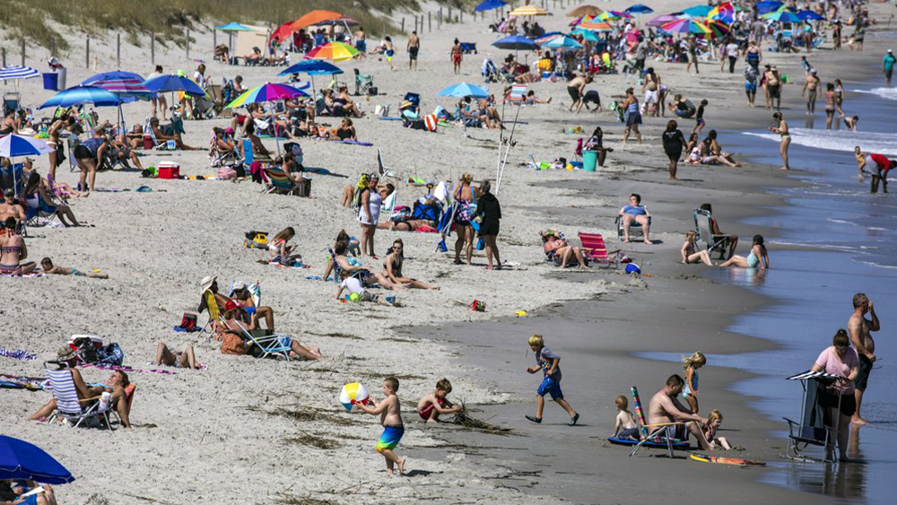 South Carolina: Fights Lead To Shooting At Beach, 6 Injured