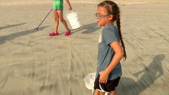Tybee Island: 8-year-old Savannah girl organizes beach clean up - Vimarsana News