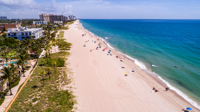 7 year-old girl dead, 9 year-old boy hospitalized after getting trapped in sand hole at Broward County beach - Vimarsana News