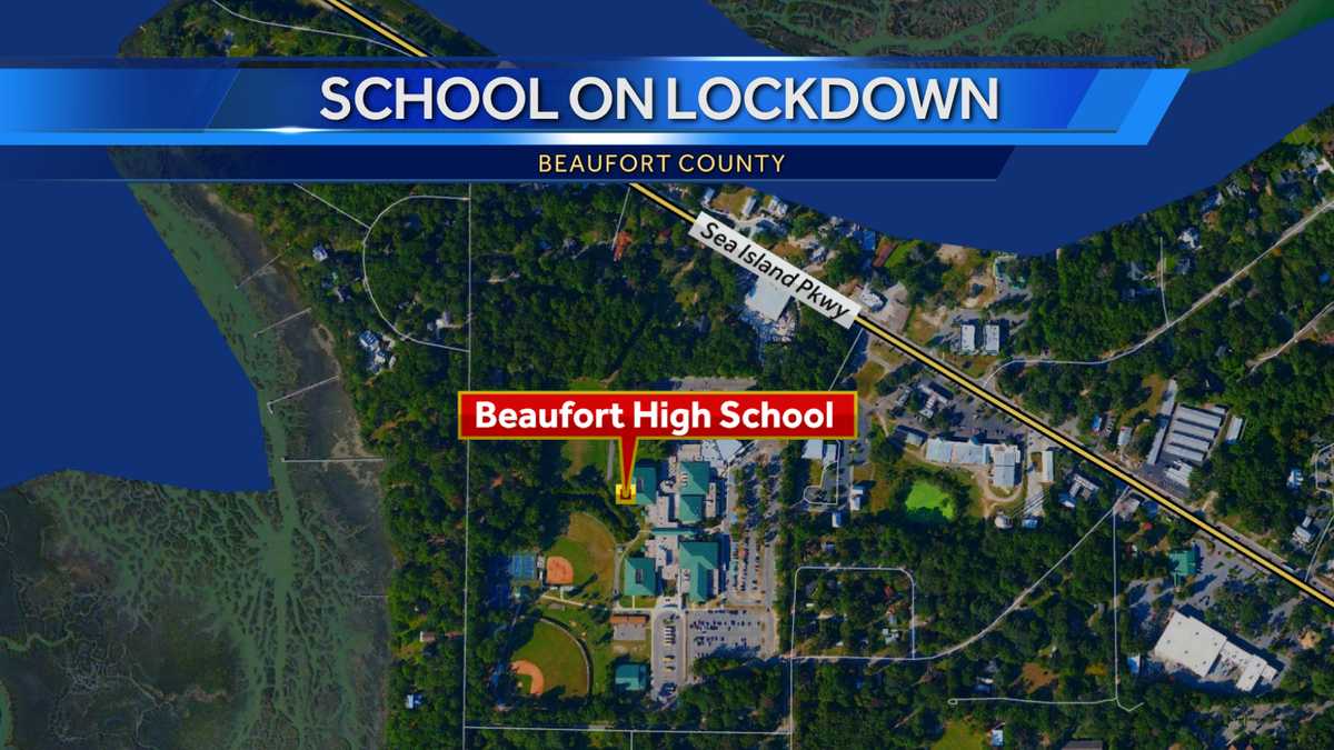Beaufort High School on modified lockdown