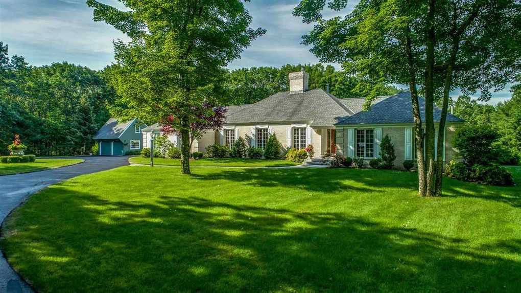 Mansion Monday Sprawling ranch on a Bedford estate