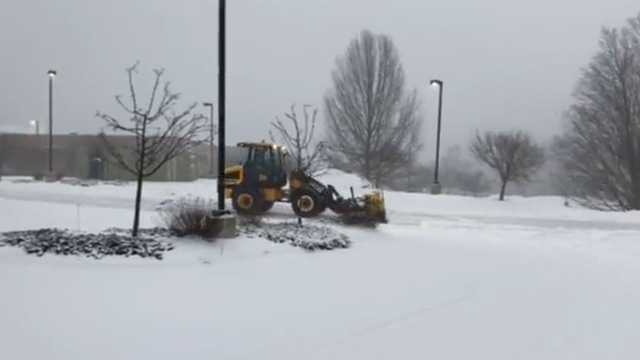 Snow coming down in southern New Hampshire - Vimarsana News