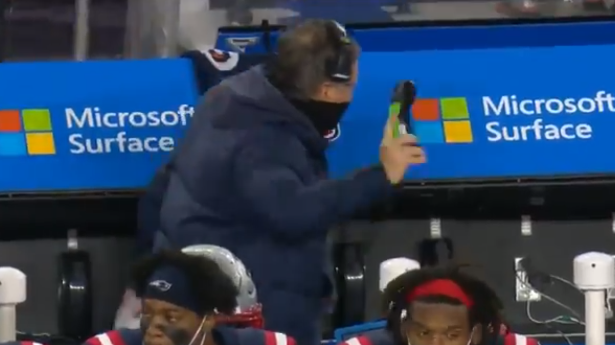 Explosive Lawsuit Hinges On Belichick Texting The Wrong Guy