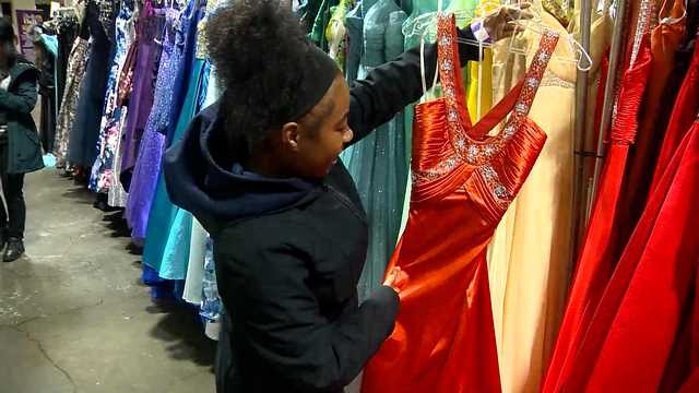 Belle of the Ball provides prom dresses to 1,000 New England girls - Vimarsana News