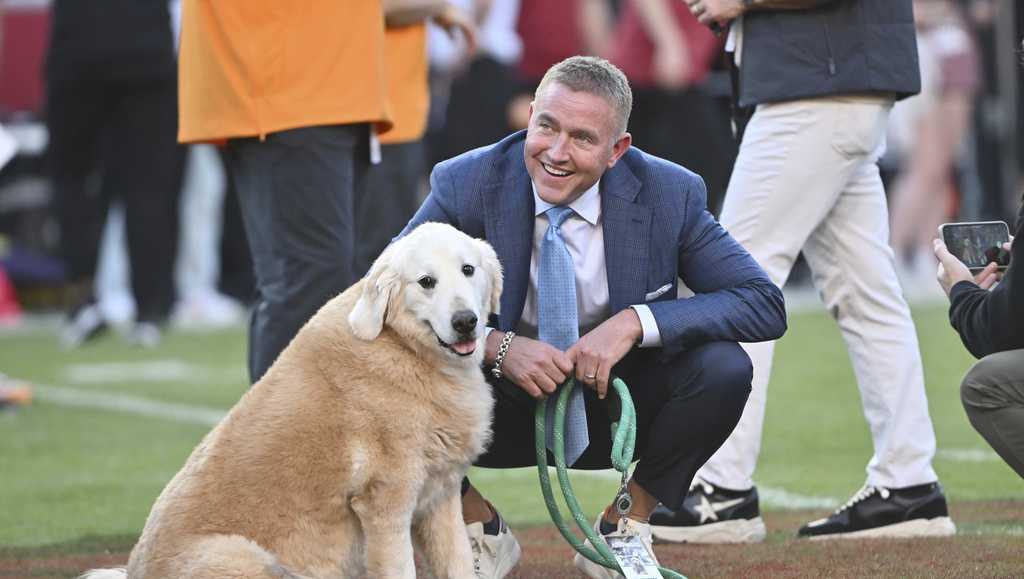 Soccer analyst Kirk Herbstreit’s standard canine, Ben, dies