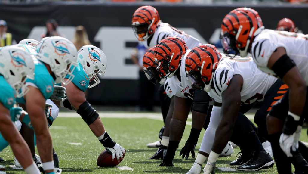 NFL Week 3 uniforms: Bengals, Dolphins go all-white - ESPN