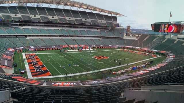 Fans flock to Paul Brown Stadium for Back Together Saturday