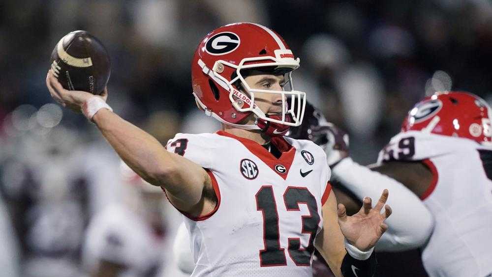 Georgia QB Stetson Bennett named semifinalist for two awards