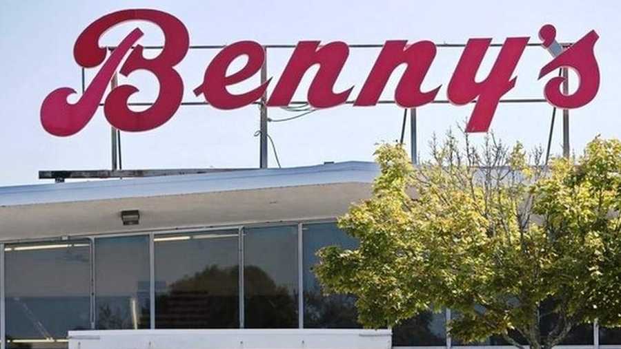 Grocery store to open with name, logo from Benny's
