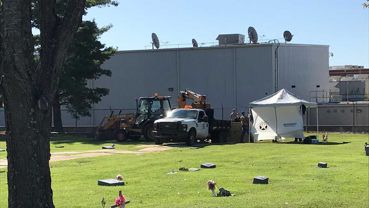 Body exhumed from Bentonville Cemetery in 1981 cold case