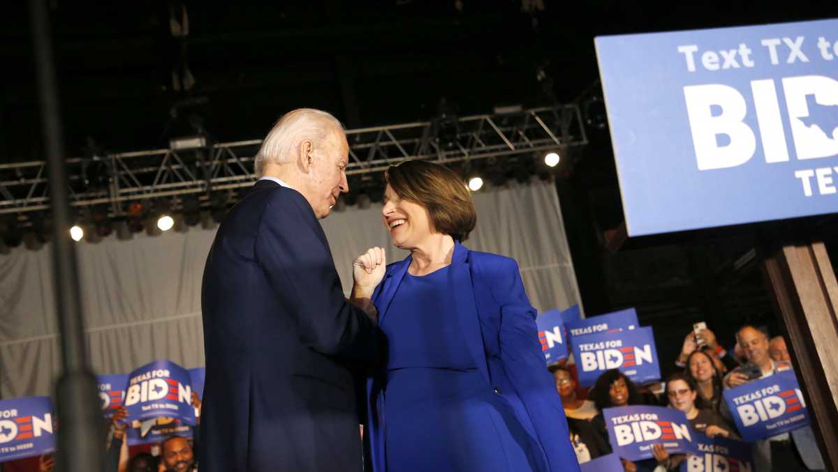 Sen. Amy Klobuchar withdraws as possible Biden VP candidate