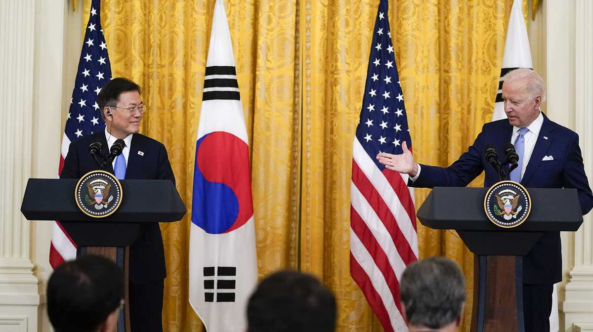 Biden and South Korean President Moon say they're 'deeply concerned ...