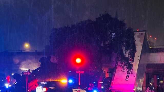Driver injured after big rig flips over in Stockton, hangs over off-ramp - Vimarsana News