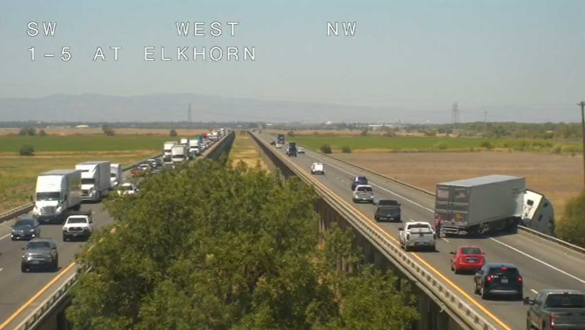 Both lanes reopen on I-5 after big rig crash at bypass near Sacramento ...
