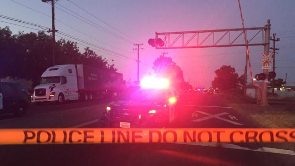 Pedestrian Hit Killed By Big Rig In Sacramento