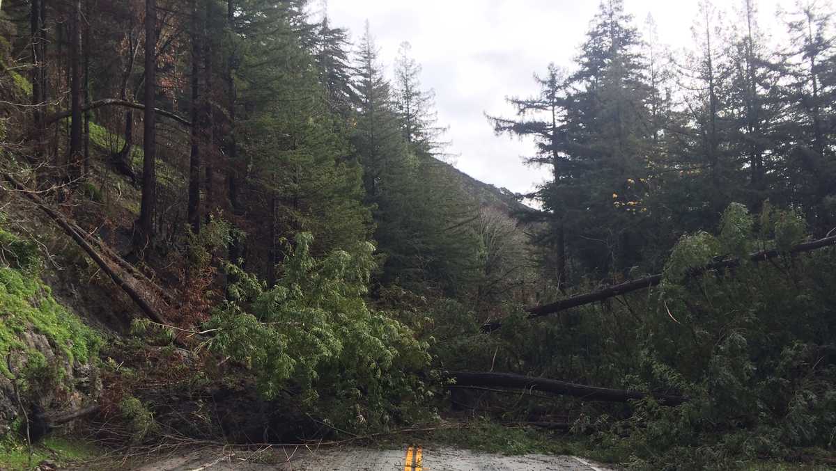 Storm shuts down Highway 1 in Big Sur